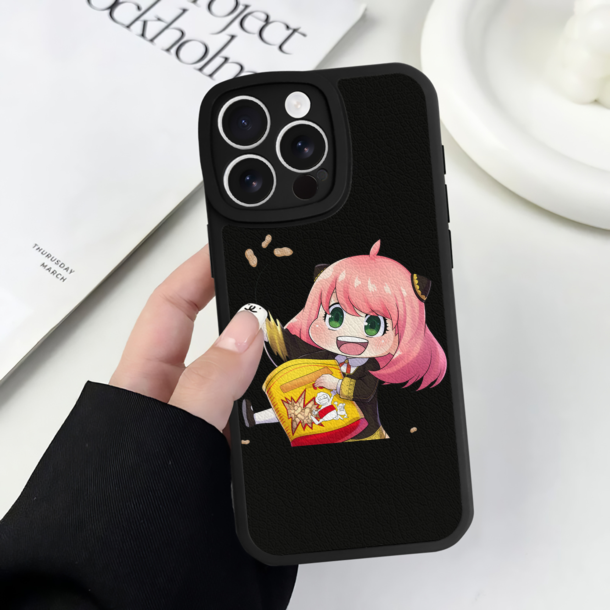 （画像用） SPY×FAMILY间谍家家酒 【iPhone 16シリーズ対応】シリコンスマホケース（レザー調） 材質：シリコン